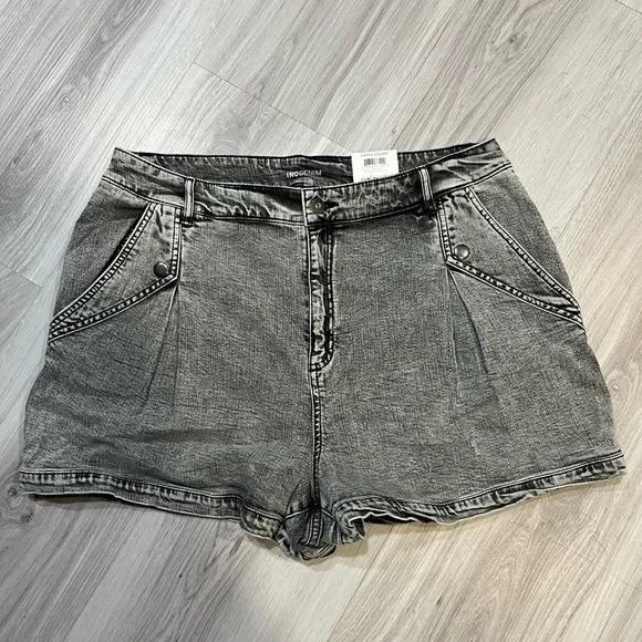 New INC denim Women's Gray‎ Denim Shorts - Picture 5 of 10